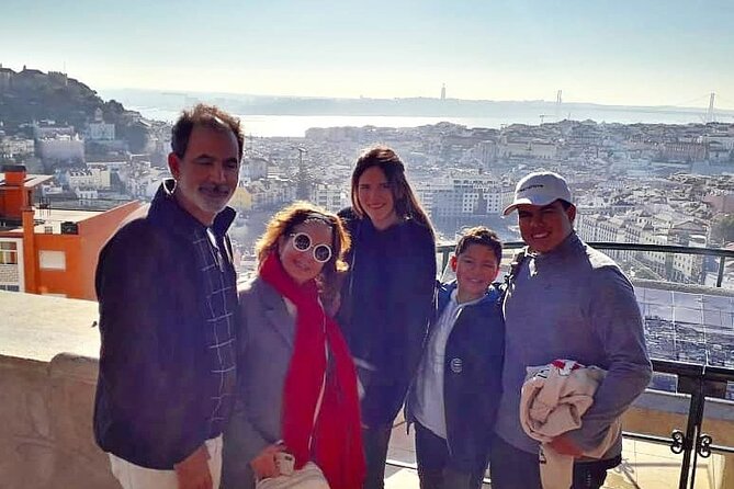 Lisbon & Sintra Travelers Choice PRIVATE tour + PenaPalace ticket - Key points at a glance