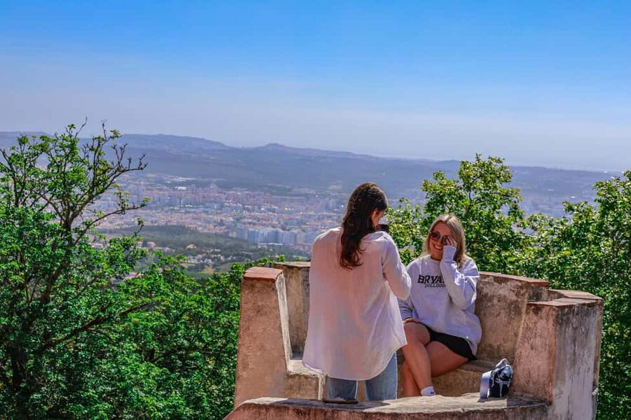 Lisbon: Small-Group Sintra, Pena Palace, Cascais, & Belém - Guides, group size, and the quality of the day