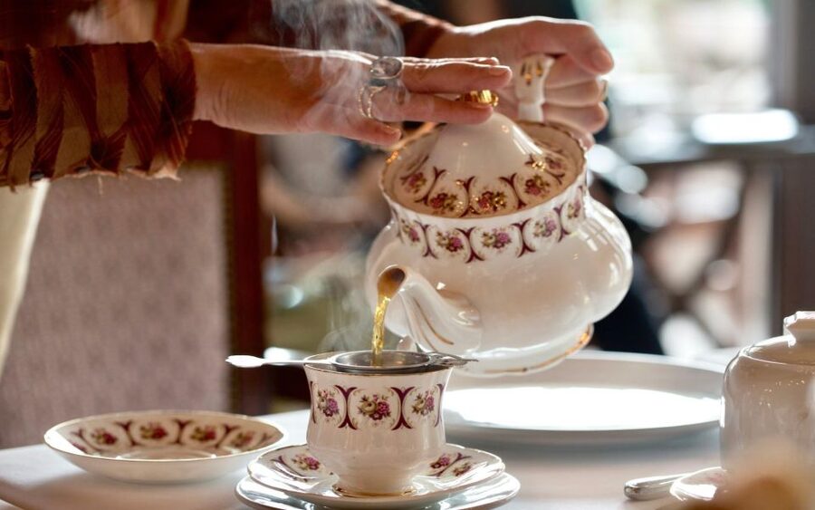 London Afternoon Tea, Fast-Track Kensington Palace Tickets - The price and what you receive