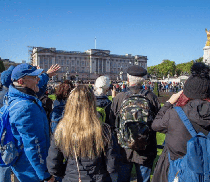 London: Buckingham Palace and Royal London Walking Tour - Practical timing and booking advice