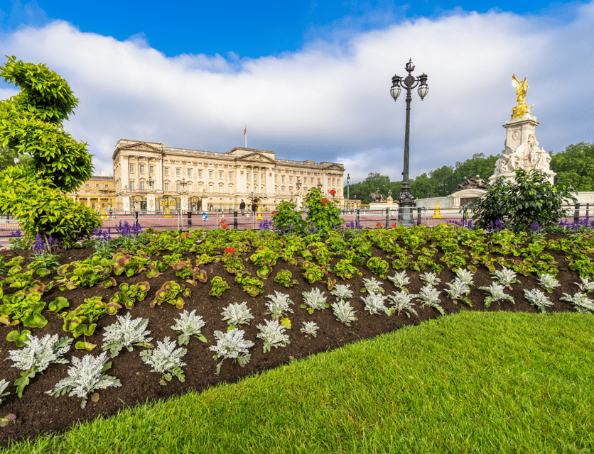 London: Buckingham Palace and Royal London Walking Tour - The 19 State Rooms inside the palace