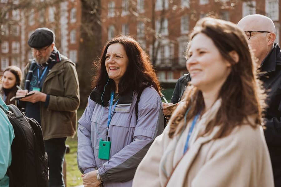 London: Buckingham Palace State Rooms & Royal Walking Tour - Start at the Queen Victoria Memorial