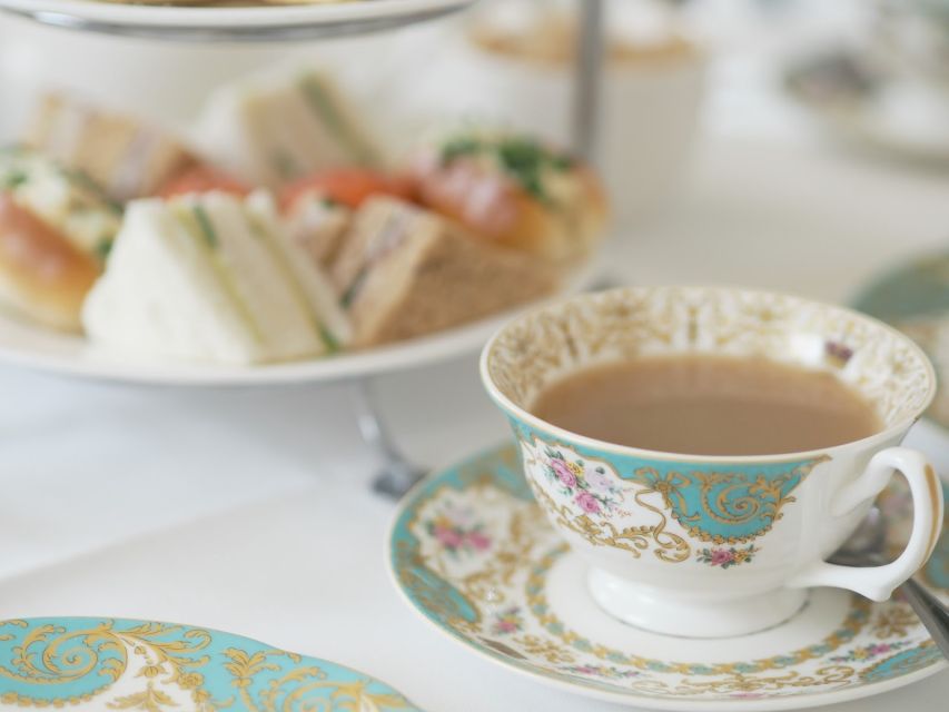 London: Buckingham Palace Walk & Tea at Kensington Palace - Kensington Gardens, Diana, and the Albert Memorial