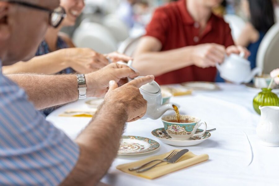 London: Kensington Palace Afternoon Tea & Guided Walk - Who will enjoy this experience most?
