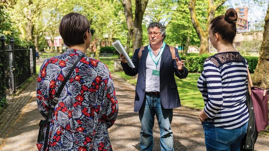 London: Kensington Palace Tour, Guard Change & Afternoon Tea - Why this tour works as a royal London sampler