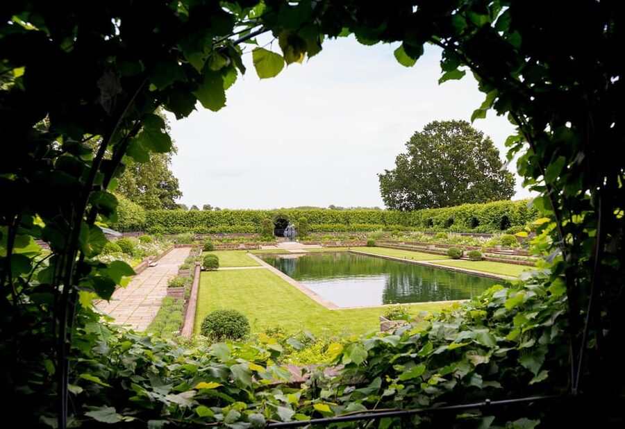 London: Kensington Palace Tour, Guard Change & Afternoon Tea - Afternoon tea inside the Orangery