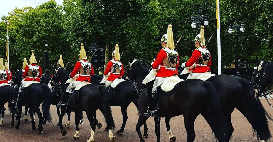 London: Palaces and Parliament Walking Tour - Key points at a glance