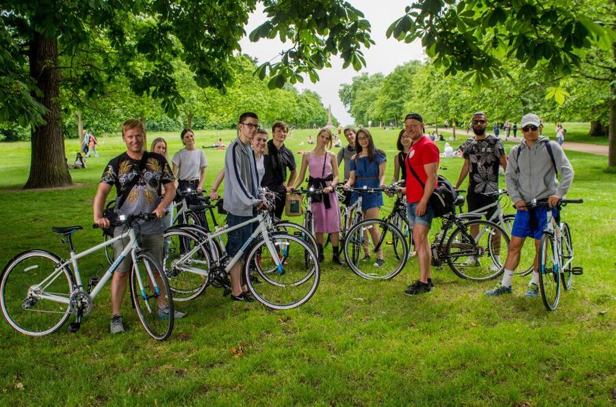 London: Parks and Palaces Guided Morning Bike Tour - Royal Albert Hall, Hyde Park, and Wellington’s monument