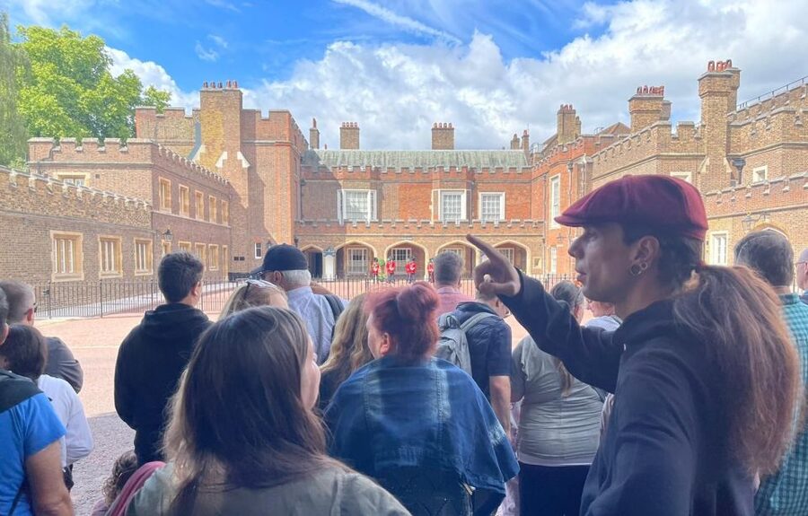 London: The Changing of the Guard Tour and Buckingham Palace - Key points to know before booking