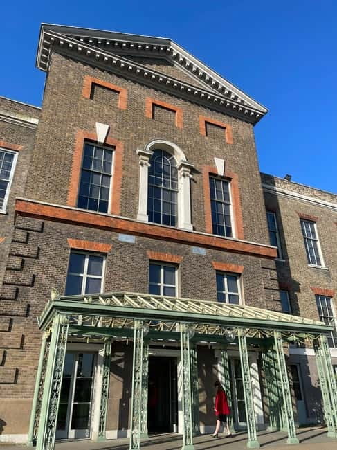 London: VIP Kensington Palace Gardens Tour & Royal High Tea - What the price means at $155 per person
