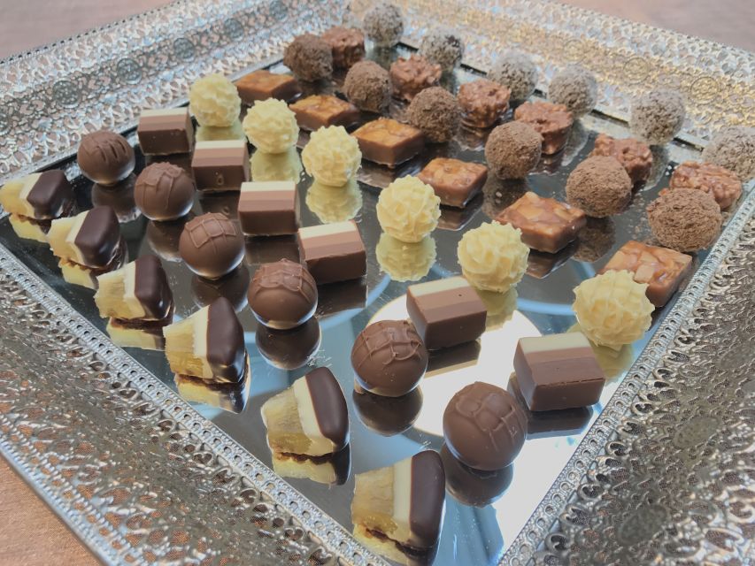 Lucerne CH Tour: Cheese, Chocolate, Chapel Bridge & Chateau - The lift ride to Lucerne Castle