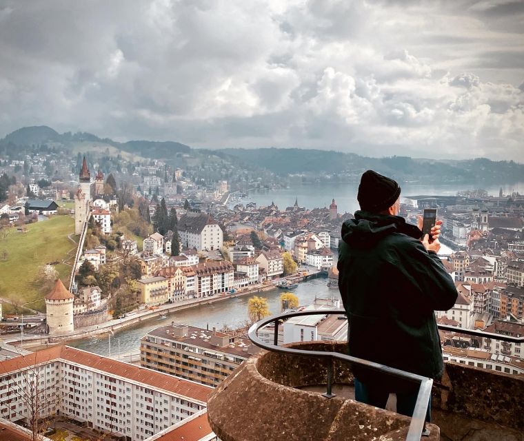 Lucerne CH Tour: Cheese, Chocolate, Chapel Bridge & Chateau - Cheese, wine, and the final tasting stop