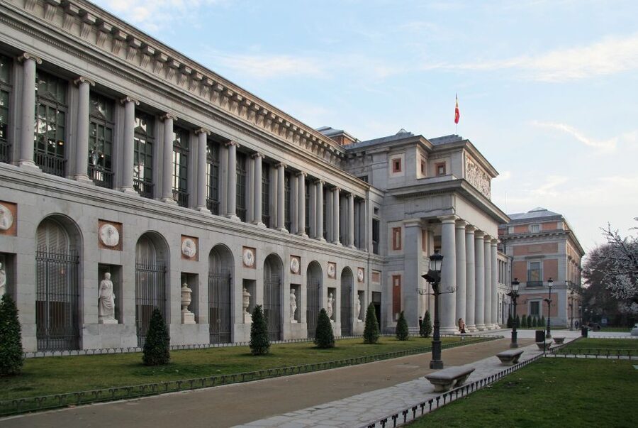 Madrid: Guided Tour of Prado Museum and Royal Palace - The guides make the difference