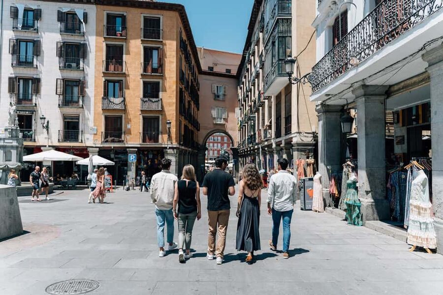 Madrid: Old Town Walking Tour and Royal Palace Private Tour - Entering the Royal Palace of Madrid