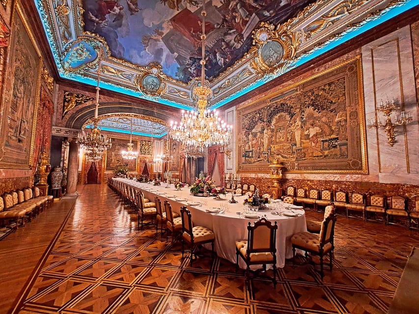 Madrid Private tour: Royal Palace & Cathedral & Old city - What a private guide adds