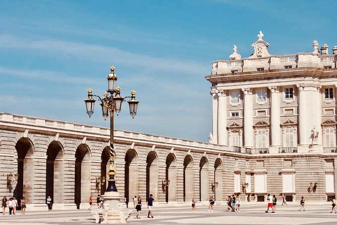 Madrid Royal Palace and Prado Museum Private Tour with Transfers - Entering the Royal Palace of Madrid