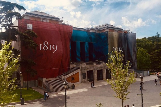 Madrid Royal Palace and Prado Museum Private Tour with Transfers - Moving from the palace to the Prado