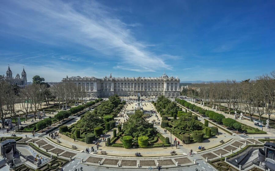 Madrid: Royal Palace Guided Tour with Skip-the-Line Entry - Group size, pace, and comfort