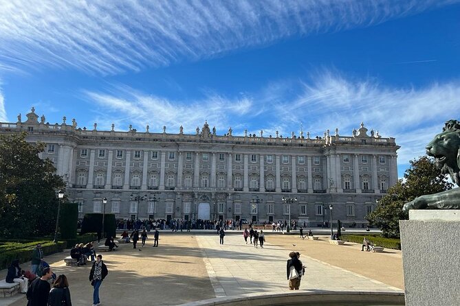 Madrid: Royal Palace Guided Tour with Skip the Line Ticket - The palace’s numbers tell only part of the story