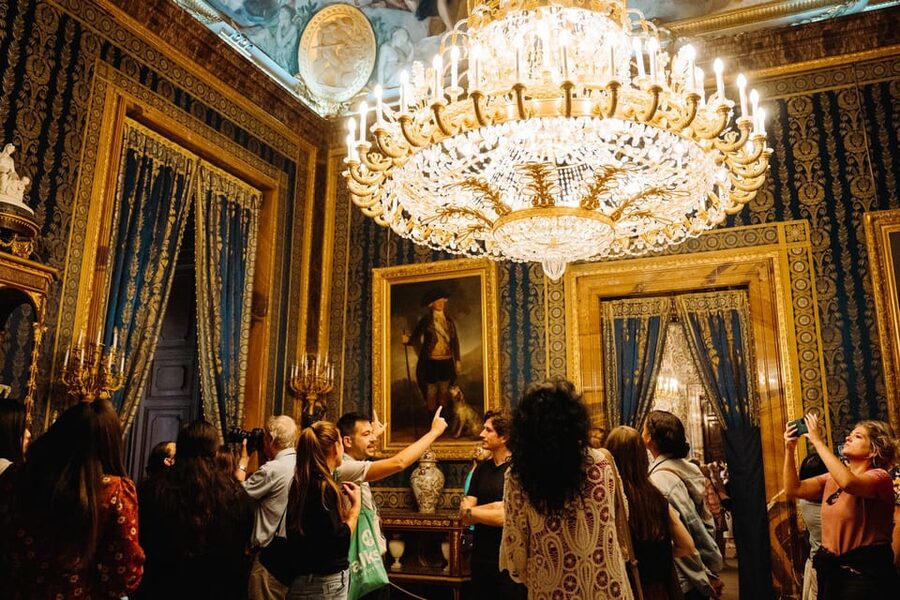 Madrid: Royal Palace, Prado Museum & Historic Center Tour - What the walking pace is really like