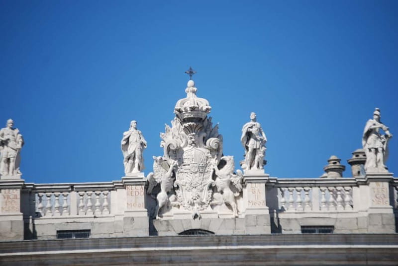 Madrid: Royal Palace Private Tour with Tickets - Walking toward Madrid’s Royal Palace