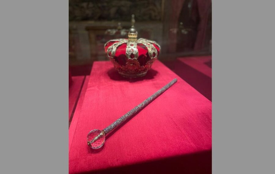 Madrid: Royal Palace tour - semi private or private - Why the Royal Palace deserves a guided visit
