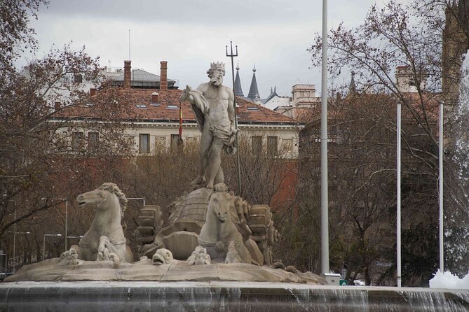 Madrid's Royal Palace & Prado Museum Private Walking Tour - Finishing at Plaza de Isabel II