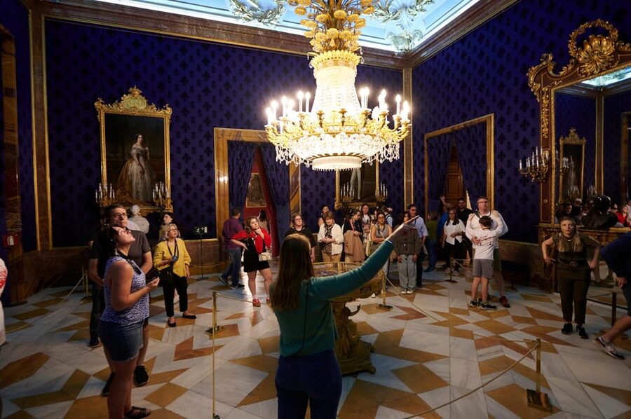 Madrid: The Royal Palace Skip-the-line Guided Tour - Inside the Throne Room and Hall of Mirrors