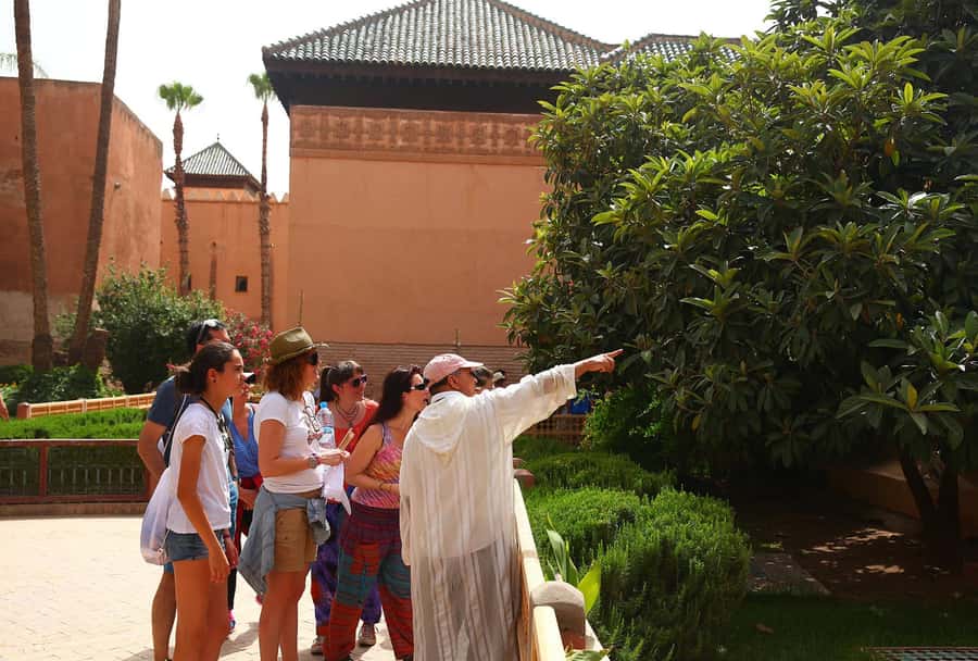 Marrakech: Bahia Palace, Saadian Tombs & Medina Guided Tour - Bahia Palace and its quiet courtyards