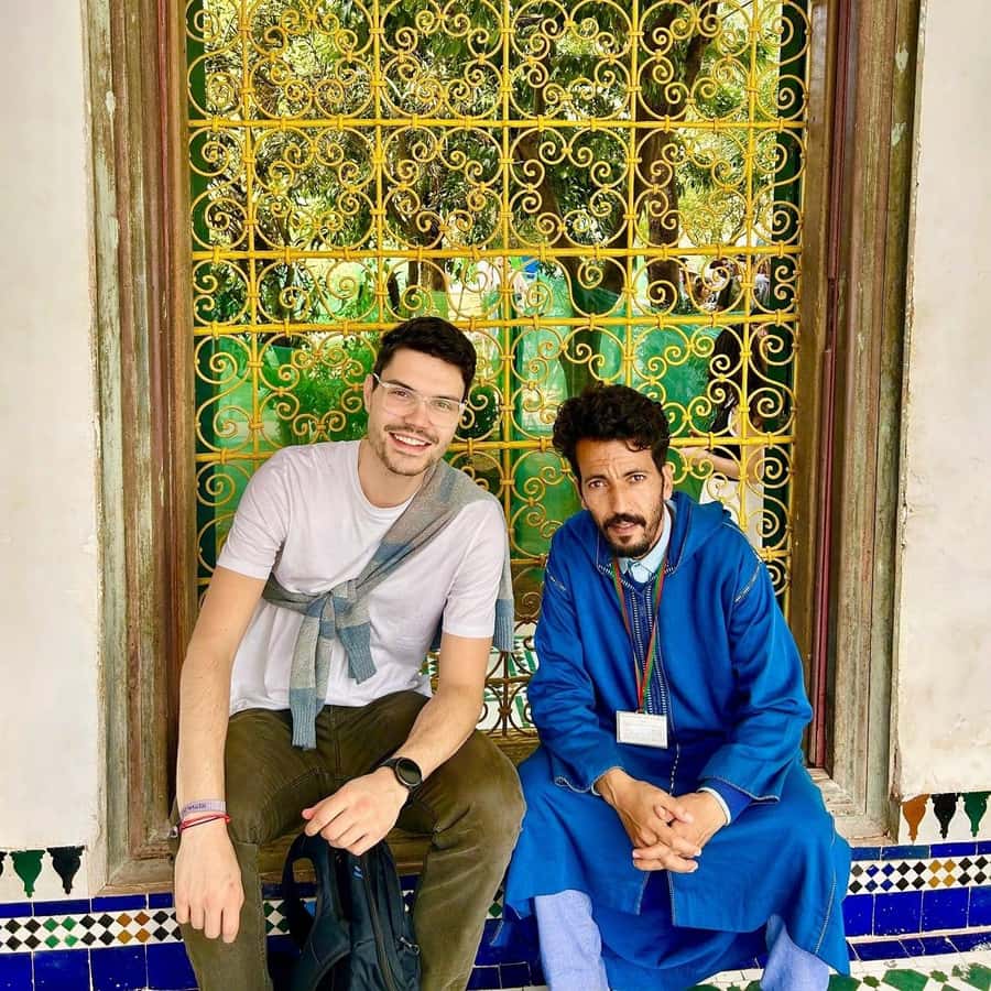 Marrakech: Medina Tour, Bahia Palace and Medrasa Ben Youssef - Koutoubia Mosque and the first view of the old city