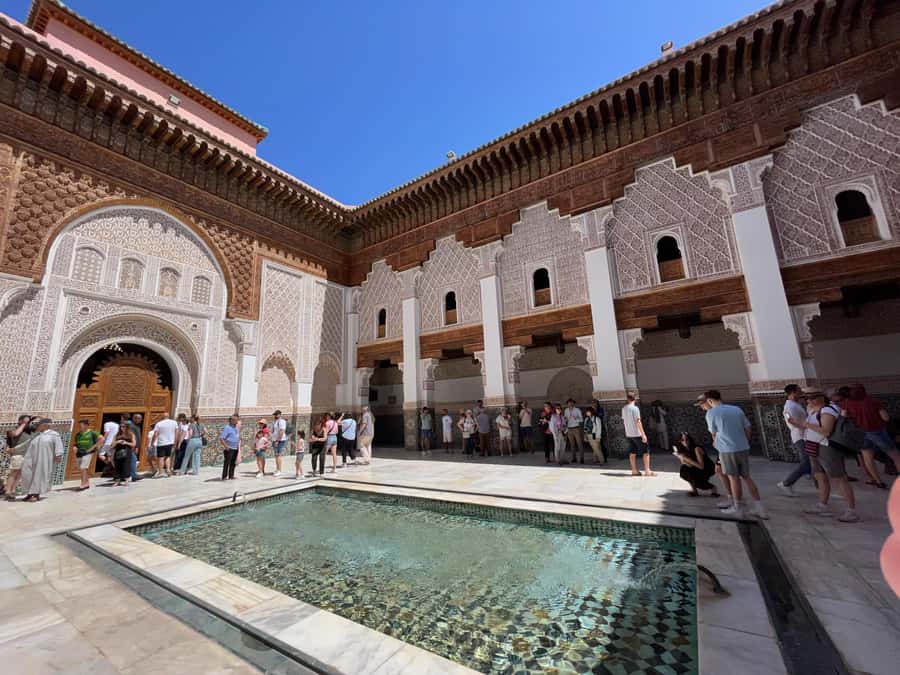 Marrakech: Palace, Museum, Madrasa & Medina Highlights Tour - Rahba Kedima and the return through the Medina