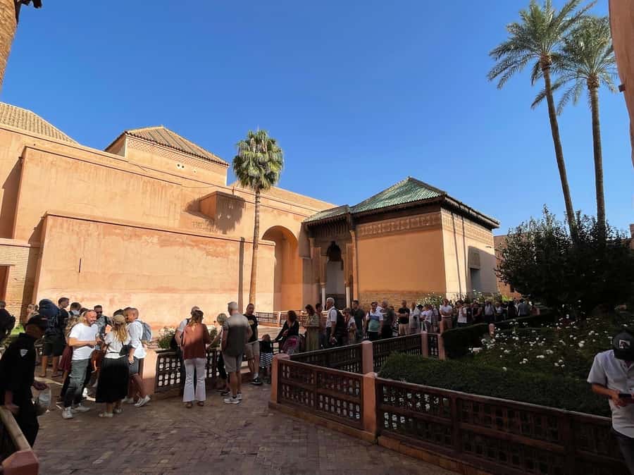 Marrakech: Saadian Tombs, Bahia Palace, Medina and Souk Tour - Through the Medina and into the souks