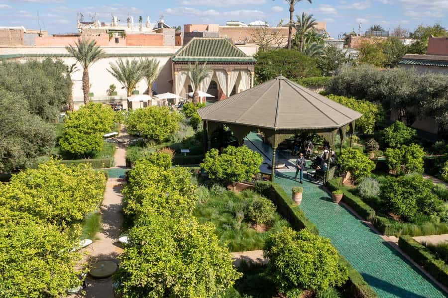 Marrakesh: Bahia Palace, Ben Youssef Medersa & Secret Garden - How the guide affects the experience