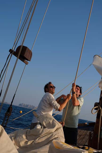 Marseille: Château d'If and Frioul Calanques Sailing Cruise - The Frioul archipelago from the sea