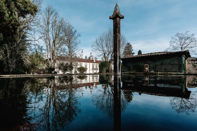 Mateus Palace - In the Footsteps of Wine History - Meeting the bus at Igreja da Lapa