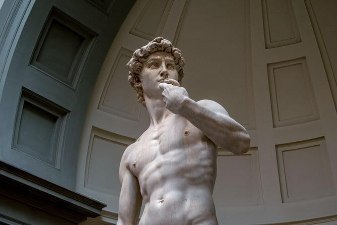 Medici's Mile Walking Tour plus Pitti Palace or Boboli Gardens Ticket - Ponte Vecchio and the Medici view of Florence