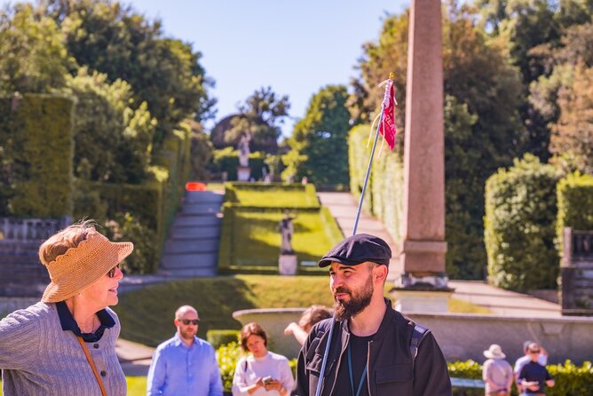 Medici Treasures: Pitti Palace & Boboli Gardens Small Group Tour - Practical details that can make the morning easier