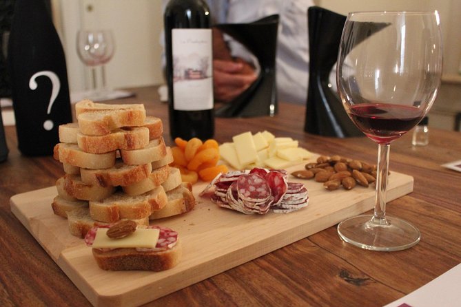 Medoc or Saint Emilion Wine Tasting and Chateau from Bordeaux - What the guides add to the afternoon