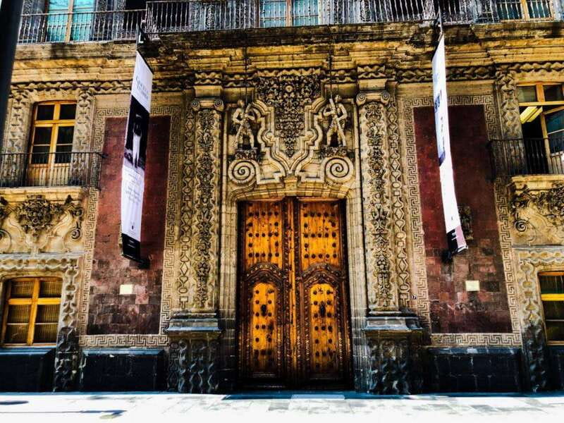 Mexico City: A Day in the Colonial Era Through its Palaces - Colonial Mexico through rooms, rituals, and gossip