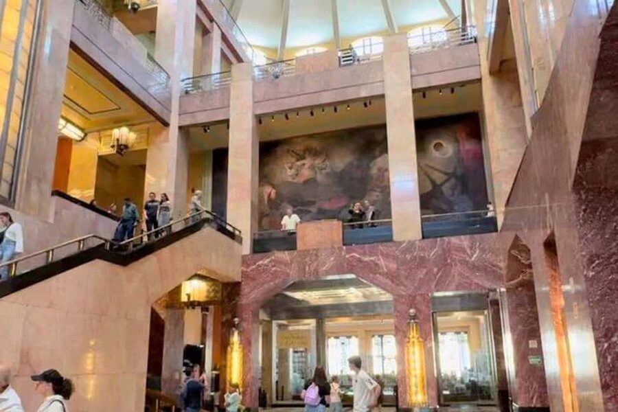 Mexico City: Exclusive Tour of Palacio de Bellas Artes - Who will enjoy this visit most