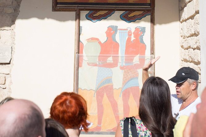 Minoan Crete from 3.000 BC: Knossos Palace & Museum with Wineries from Chania - Heraklion’s Venetian harbor and city center
