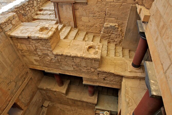 Minoan Crete from 3.000 BC: Knossos Palace & Museum with Wineries from Heraklion - Walking Through the Palace of Knossos