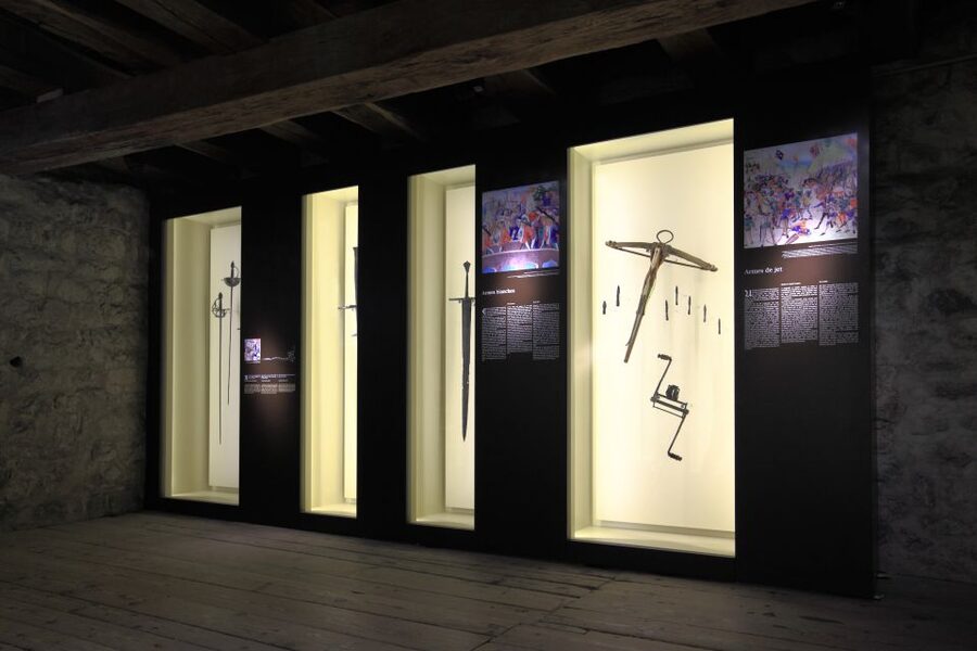 Montreux: Chateau Chillon Entrance Ticket - Finding the best time and handling the practical details