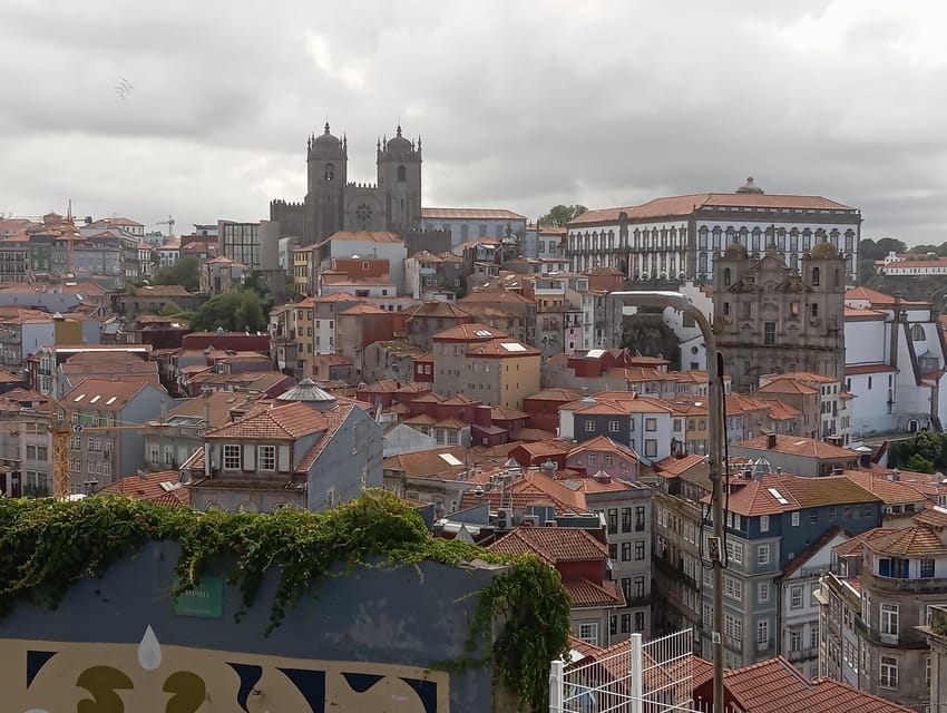 Monumental and historic Porto with the Stock Exchange Palace - Ribeira and the bridges make the city legible