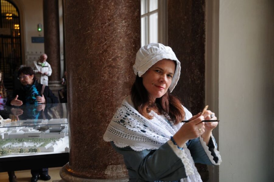 Munich: Nymphenburg Palace OR Residenz Guided Tour - Comfort, Weather, and Access