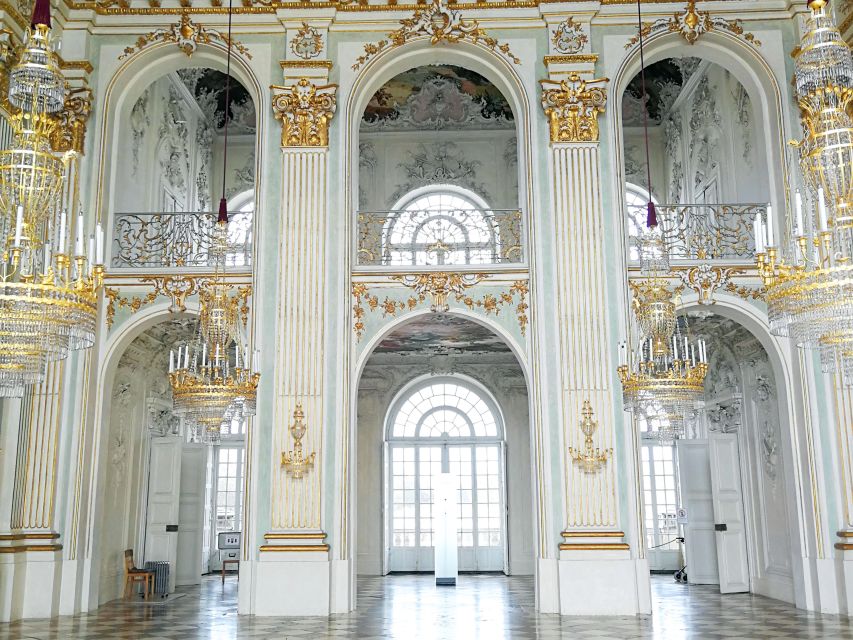 Munich: Nymphenburg Palace with official Guide - Following the Elector and Electress apartments