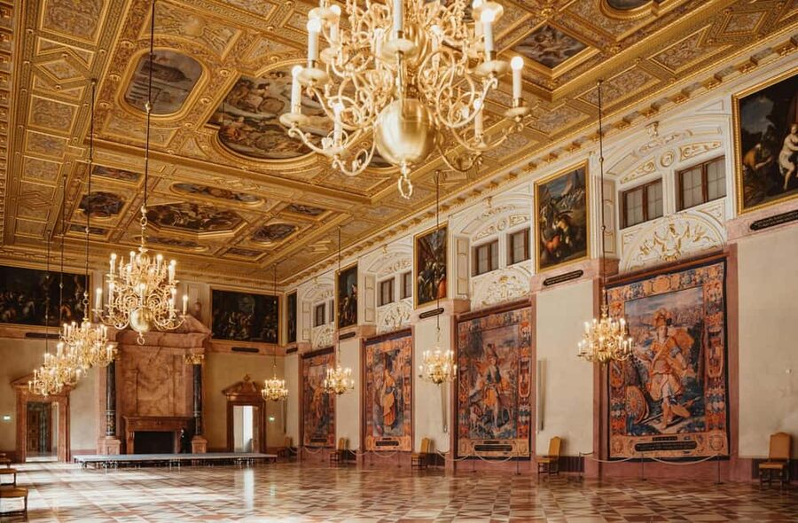 Munich: Residenz Palace and Hofgarten Skip-the-Line Tour - The Antiquarium and the palace rooms