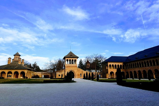 Mystical Monasteries, Dracula's Tomb and Mogosoaia Lake Palace - Private Tour - Timing, weather and seasonal planning
