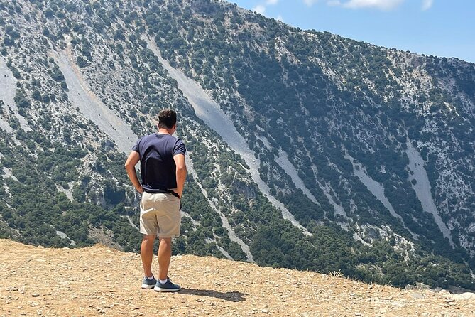 Mythical Escape: Zeus Cave & Knossos Palace with Lassithi Plateau from Heraklion - A mountain lunch in Chalavro