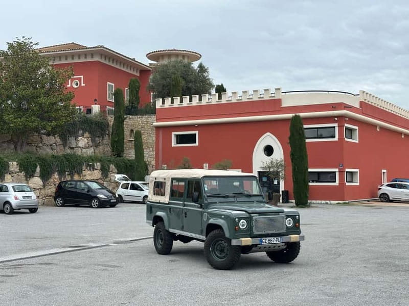 Nice : Wine Tasting at a Historic Château in a Land Rover ! - Why the Land Rover is the real star